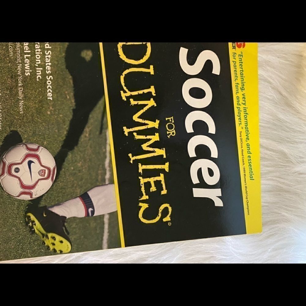 Soccer for Dummies, A great Reference on the Game